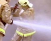На битумном заводе в ХМАО произошел пожар. Спасатели заявляют о сгоревшей цистерне с парафином. 