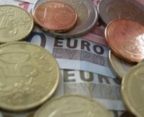 Евро потерял на межбанке 11 копеек. Курс евро рубль на сегодня